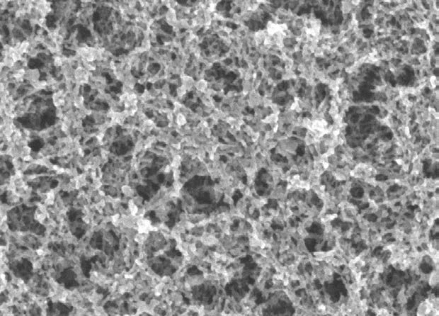 多孔层上氧化铜纳米颗粒的冲击沉积